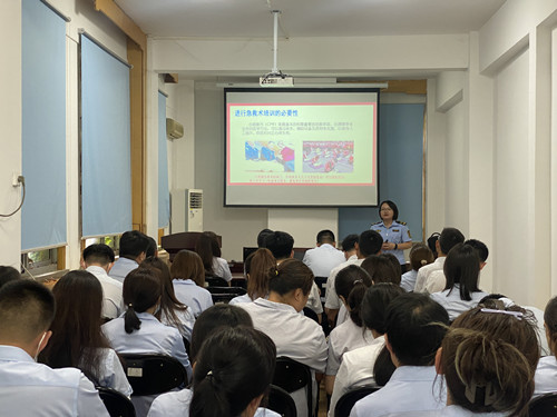 鄭州城市一卡通有限責(zé)任公司開(kāi)展夏季職業(yè)病...